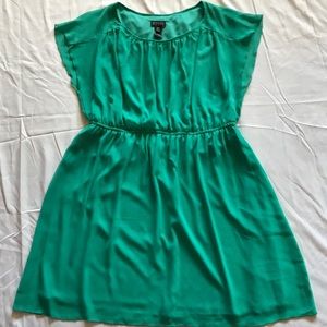 Brand: ENFOCUS women.Pretty green midi dress.